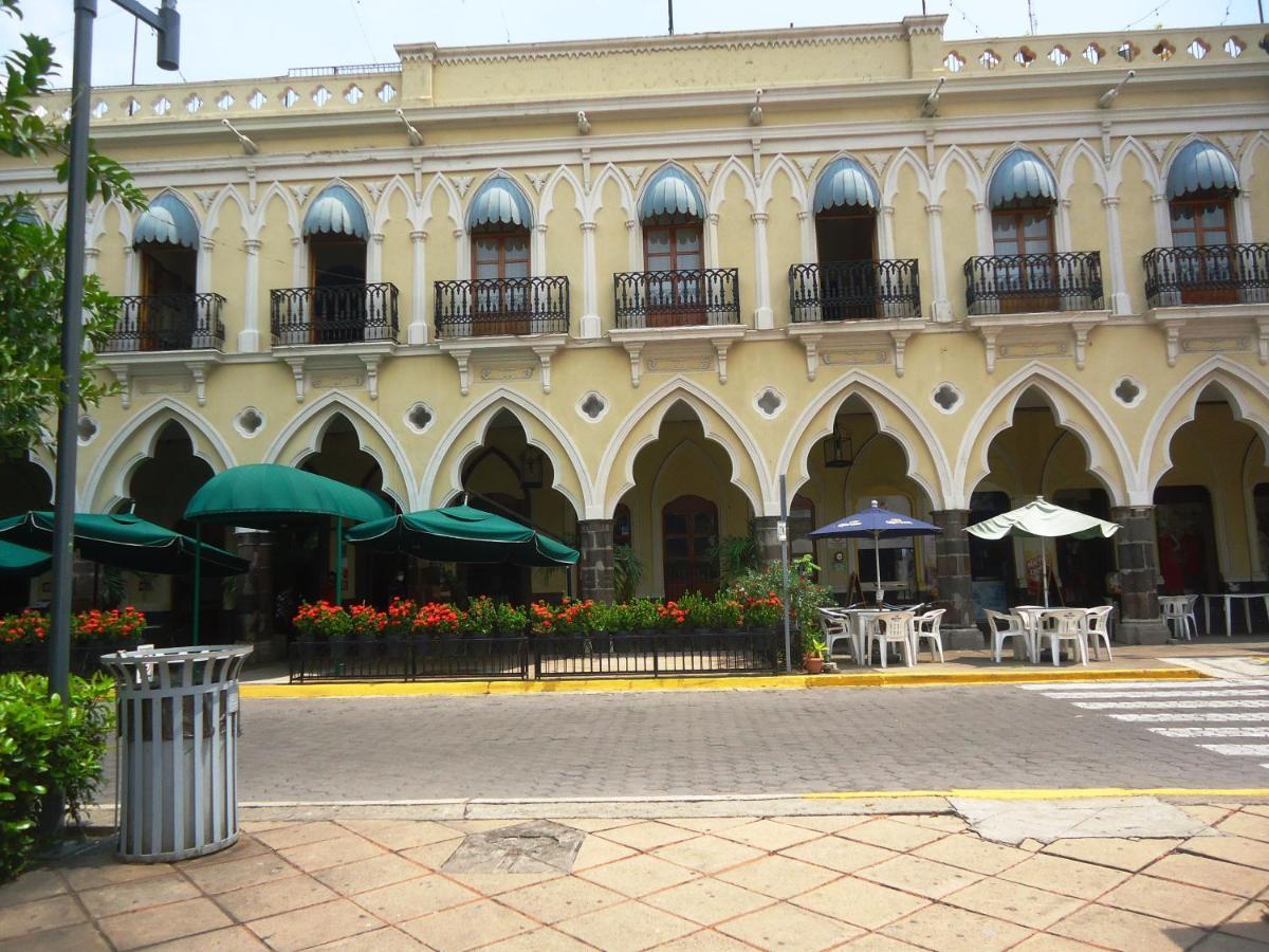 Hotel Concierge Plaza Colima Eksteriør bilde