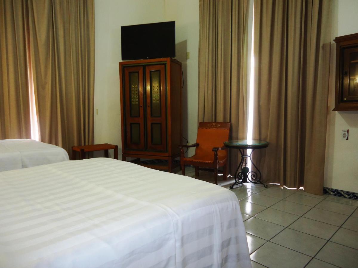 Hotel Concierge Plaza Colima Eksteriør bilde