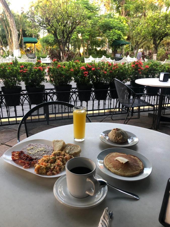 Hotel Concierge Plaza Colima Eksteriør bilde