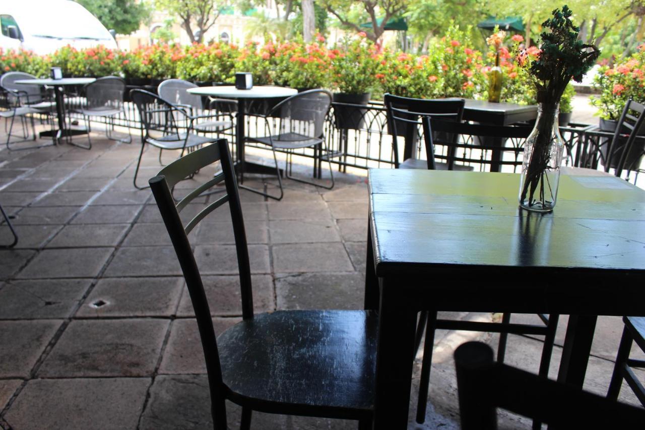 Hotel Concierge Plaza Colima Eksteriør bilde