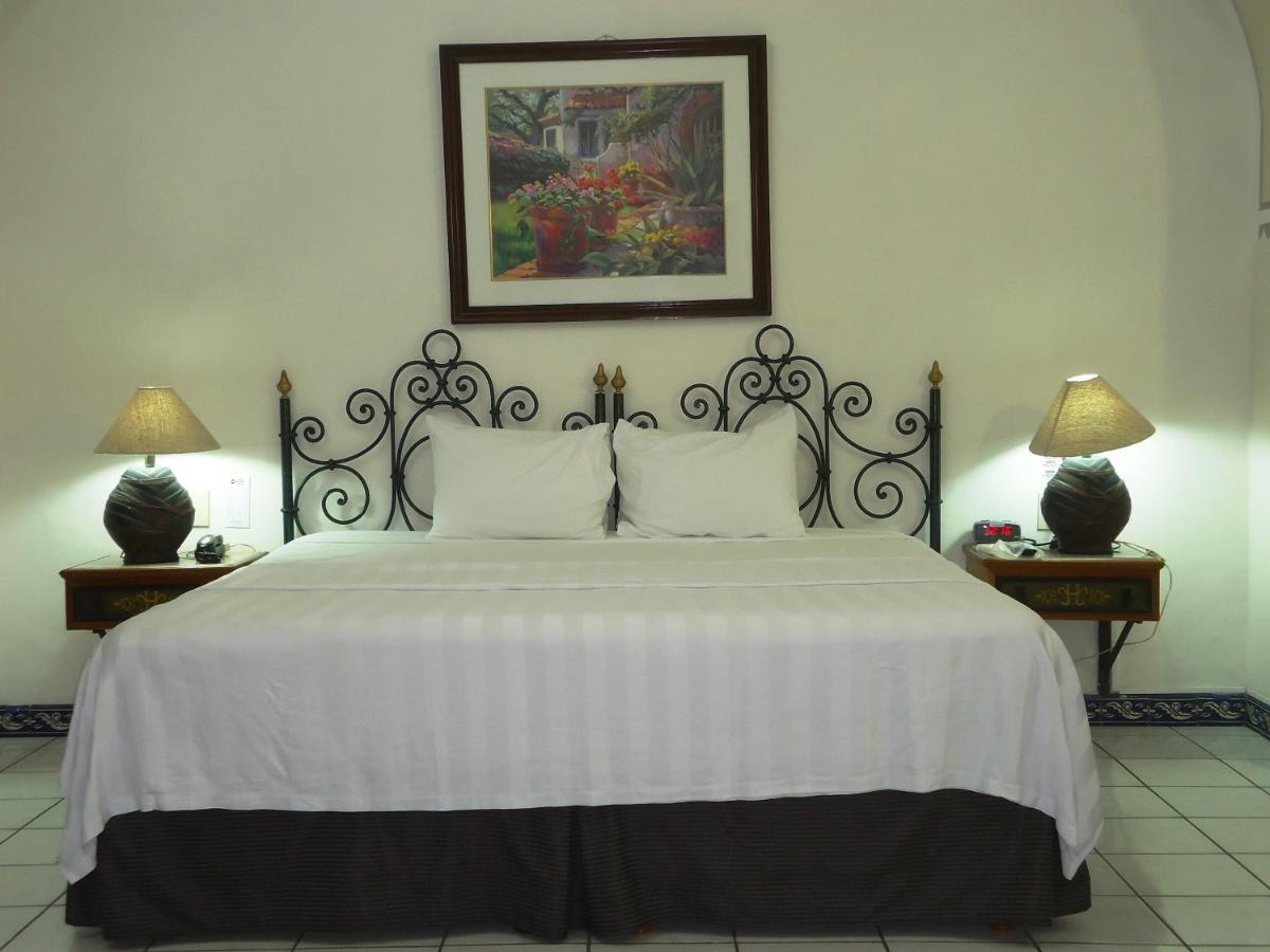 Hotel Concierge Plaza Colima Eksteriør bilde